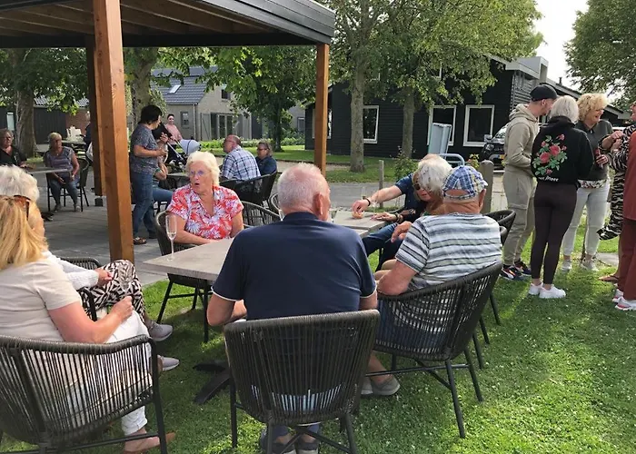 Chalet 538 Op Recreatiepark De Wielen